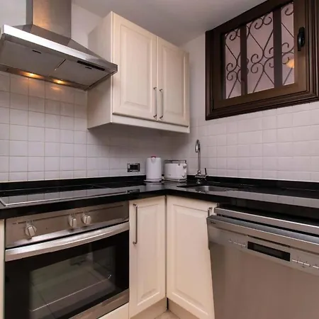 Апартаменты Parque Santiago Ii 271 - Two Bed With Pool View And Wifi Internet Плая-де-лас-Америкас